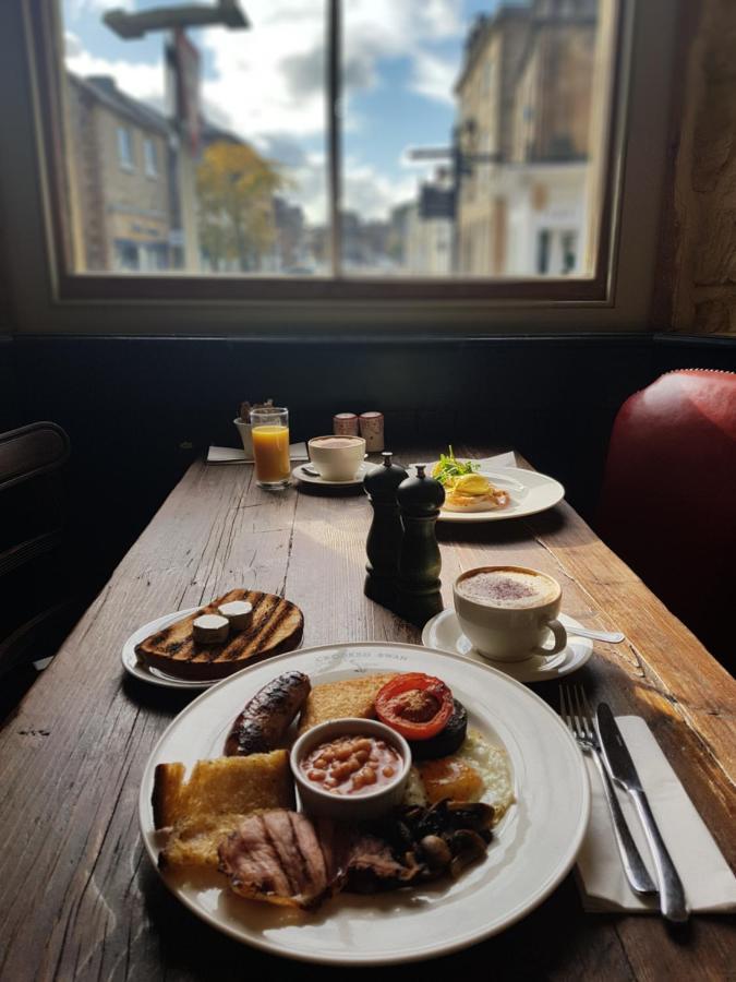 The Crooked Swan Hotel Crewkerne Buitenkant foto