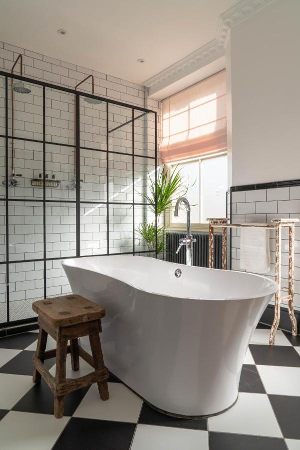 The Crooked Swan Hotel Crewkerne Buitenkant foto